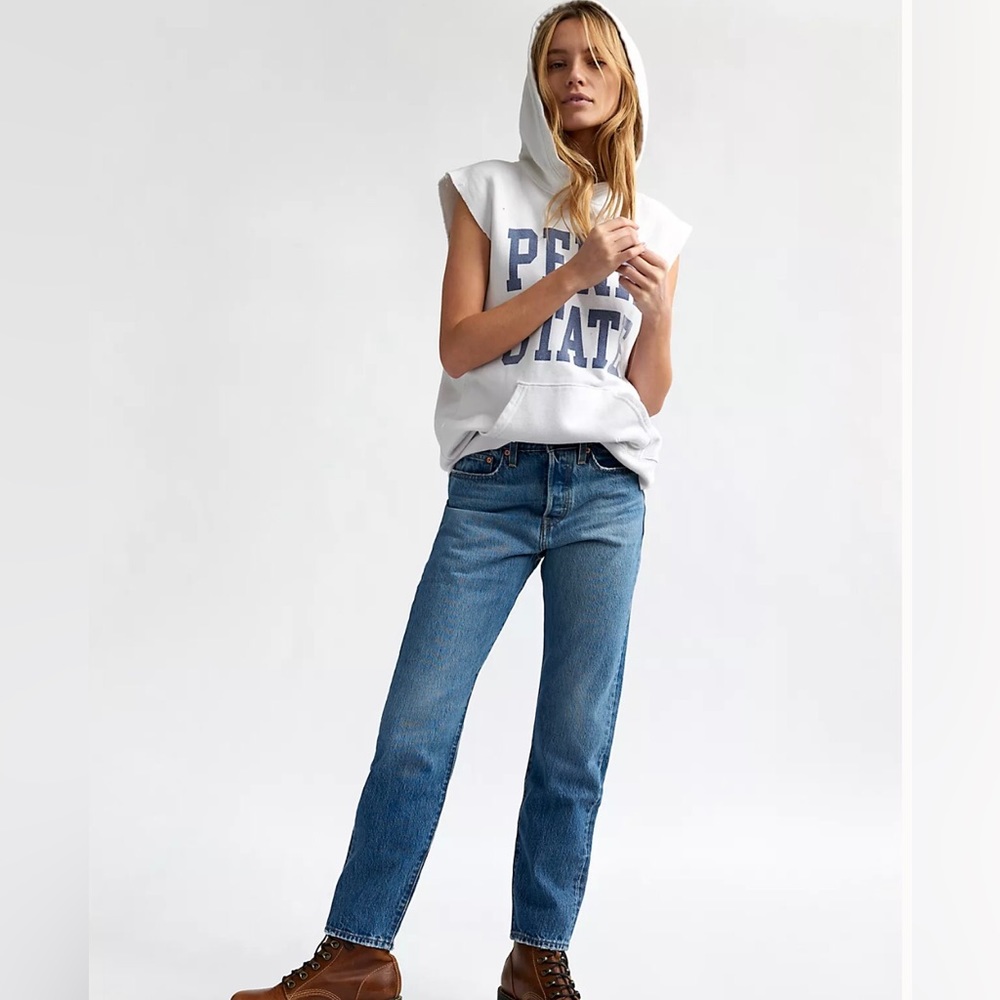 Levi’s Wedgie Jeans